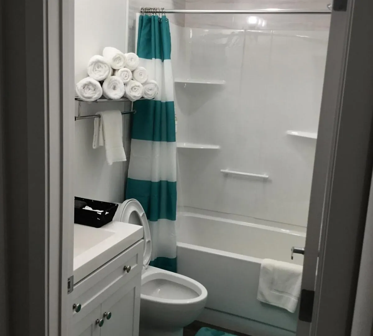 Almost Heaven - Cozy 2Bdrm Guest Suite Near Banff & Spruce Meadows Sw Calgary 0*,